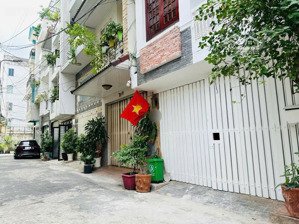 siêu cháy- nhà đẹp vip khu bàu cát - nhà 4 tầng hẻm xh giảm mạnh 1 tỷ