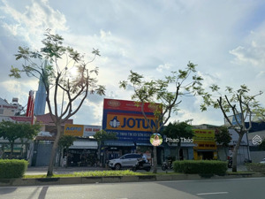 nợ bank ! thanh lý mặt tiền ngay lý thường kiệt-29x28m-hầm 4 tầng-hđt 300tr-giá bán 80 tỷ tl