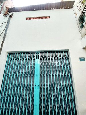 7tr5/tháng cho thuê nhà hẻm thái phiên quận 11.