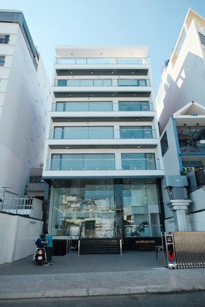 ngân hàng định giá 75tỷ bán gấp 70tỷ tòa nhà khu sân bay mặt tiền yên thế tân bình 9x24m hầm 5tầng