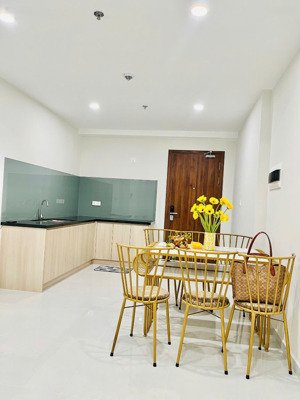 cho thuê căn hộ 2pn cc the emerald golf view, view thoáng, full nội thất, giá 8tr5/tháng