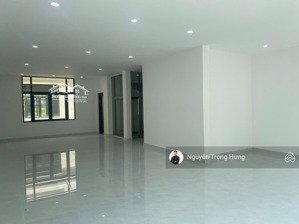 cho thuê nhà phố manhattan mở spa, cà phê, văn phòng, mầm non, quán ăn... tại vinhomes grand park