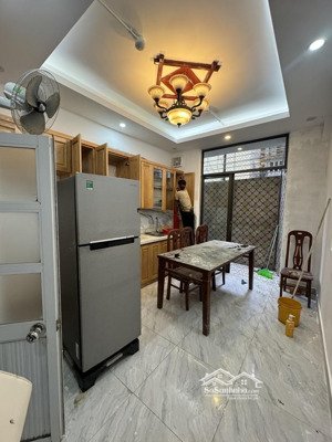 bán nhà đường láng, ngõ thoáng sạch, dòng tiền ổn định, 38m2, 8.3 tỷ