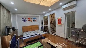 bán nhà phố kim ngưu _ lô góc hiếm _ ô tô vào nhà _ sổ đỏ vuông như bánh chưng