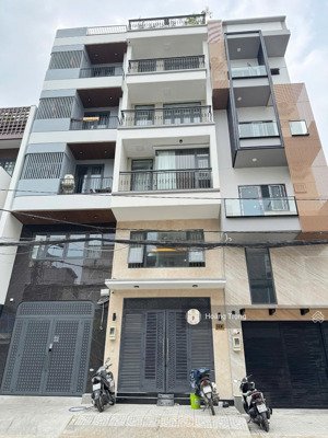 chdv 10 phòng, wc riêng (dt: 4,2x17m) trệt, lửng, 3 lầu, st - nội thất đầy đủ, 19,9 tỷ