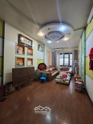 nhà 5 tầng dân xây phố thái hà - ô tô đỗ cửa - trung tâm - kinh doanh đa dạng.