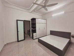 chỉ 25 tỷ - 250m2 (10x25m) phạm văn đồng hợp tòa nhà 7 tầng hầm thang máy 3 tỷ / năm đầu tư