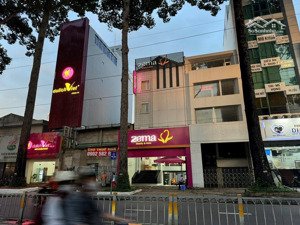 chốt bán 35 tỷ! bán nhà mặt tiền lê hồng phong quận 10 - dt 8.2x15m 4 tầng có hđt 90 triệu/tháng