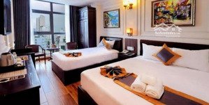 bán khách sạn hẻm trần phú, nha trang (đi bộ 2 phút ra biển) có 30 phòng. đã hoàn công. giá 60 tỷ