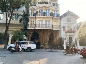 bán biệt thự 55m2 ngay mặt phố hạ hồi hoàn kiếm chỉ nhỉnh 13 tỷ