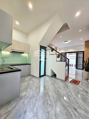 bán gấp nhà thích quảng đức, phú nhuận - 52m, 3 lầu - giá cực tốt