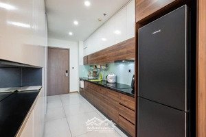 bán gấp chung cư nguyễn ngọc phương 68m2 2pn2wc 1ty900 triệu