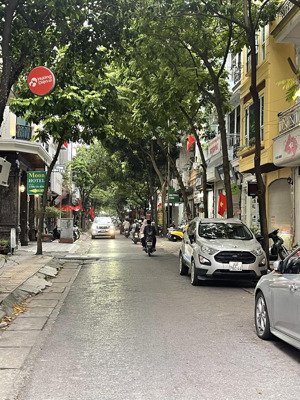 hiếm có khó tìm ! phân lô phố láng hạ - lô góc - vỉa hè, ô tô tránh, ở sang, 120m2 x 8 tầng, mt 20m