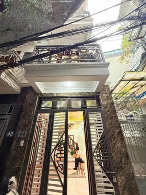 bán nhà bùi xương trạch 37m2 4tầng giá chỉ 9,4tỷ - nội thất đẹp - ngõ ô tô - sổ đẹp pháp lý sạch