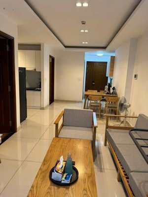 chính chủ cần tiền kinh doanh bán gấp himlam chợ lớn quận 6 72m2 chỉ 2 tỷ 100 triệu