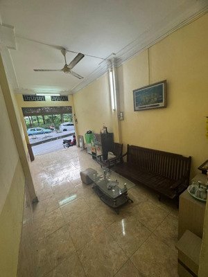 bán nhà đường bưởi, ba đình - 31m2 - chỉ 9.5 tỷ - kinh doanh sầm uất