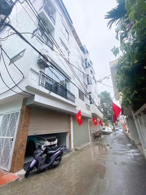 12,8 tỷ có ngay 5 tầng full nội thất, ô tô ngủ trong nhà