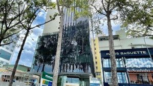 bán căn building mặt phố chùa hà, dt 300m2 x 10 tầng, mặt tiền 12m, thuê 300 tr/ th.