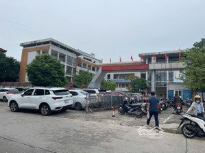 nhà đẹp kim giang-ngay gần kdt đại kim ,100 m ra trường học cấp 1,2 đại kim dt 40m*4 tầng,