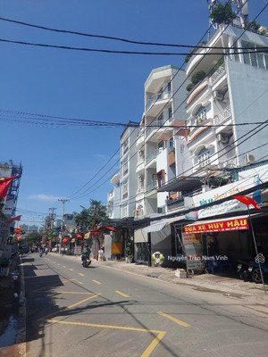 bán nhà quận 7, mt lê văn lương, ngang hiếm 4.5m, ô tô 7 chỗ đậu trong nhà. giá chỉ 10 tỷ nhỉnh