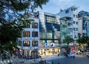 building sàn suốt sử dụng hơn 1.200m2 - cạnh galaxy nguyễn du - số 226 lý tự trọng, quận 1