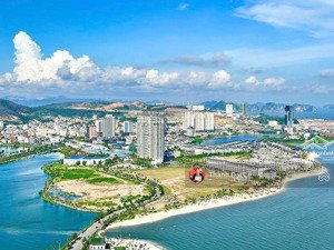 mở bán 2 toà mặt biển chạm cát. sở hữu lâu dài tại bán đảo 3, trung tâm du lịch bãi cháy, hạ long