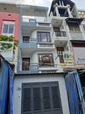 bán nhà mặt tiền kinh doanh ngay chợ hạnh thông tây. diện tích 90m đúc 4 tấm