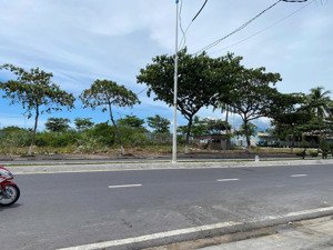 đất đẹp vĩnh hòa bắc nha trang, chỉ cách biển 300m! 9 tỷ 234