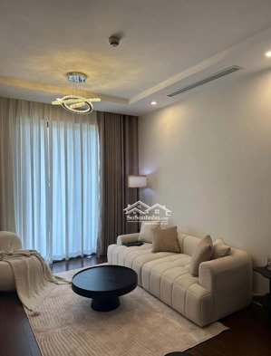 chủ nhà cần cho thuê căn hộ eurowindow trần duy hưng 2 ngủ full giá chỉ 15 triệu/tháng