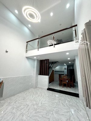 bán nhà quận 7 - lô góc đường trần xuân soạn - nguyễn văn cừ quận 1 - 57m2 - 4 tầng mới