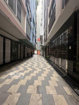 quan hoa, cầu giấy - 35m - 4 tầng - ngõ thông - gần phố - ô tô đỗ cửa - dân xây - ở ngay