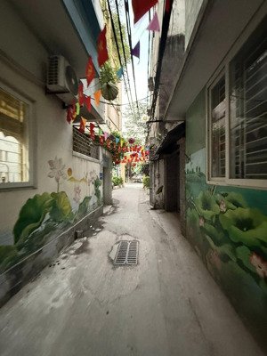 bán nhà thuỵ khuê tây hồ dt 104m x 4t x mt 8,2m giá 26 tỷ có thương lượng