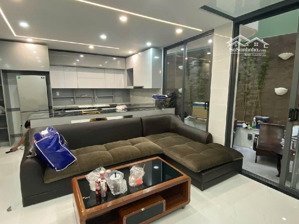 86m2, 5 tầng, gần cầu vượt cây gõ, quận 6, chỉ nhỉnh 8 tỷ