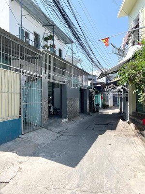 giá hấp dẫn nhà ngay trung tâm vĩnh thạnh