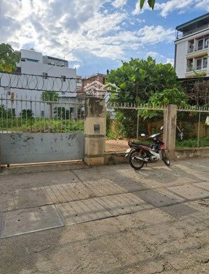 cho thuê mặt bằng đất trống đường sao biển, p.vĩnh hải, nha trang