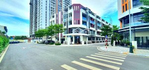 gia đình cần bán căn góc liền kề diện tích 147m2 tại bình minh garden - đã có sổ đỏ