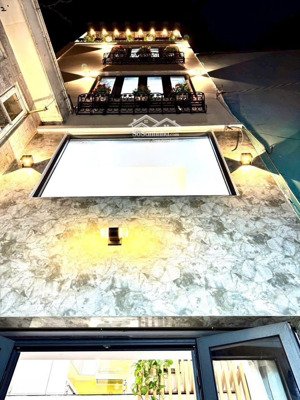 cô tuyết cần bán nhanh nhà đường trần cao vân-q phú nhuận.giá 2tỷ980/58,8m2. đang cho thuê 28tr.