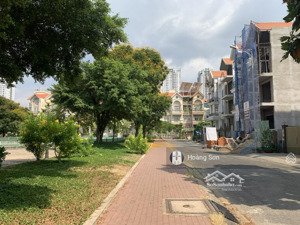 bán biệt thự him lam quận 7 hầm + 4 tầng (thang máy), dt: 7.5x20m, giá tốt 35 tỷ