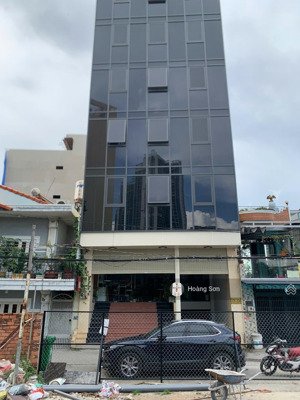 bán tòa chdv đại lô nguyễn văn linh ( 8x18m ) hầm + lửng + 6 tầng 30p, thu nhập 200tr/tháng