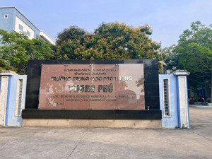 duy nhất 1 lô biệt thự 8x18m - sổ hồng riêng - đối diện trường trường thpt (kdc khang điền)