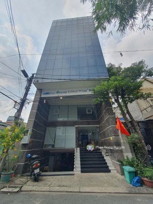 - địa chỉ: 339/37 lê văn sỹ, phường 13, quận 3, tp. hcm. 1 trệt + lửng + 5 lầu + sân thượng