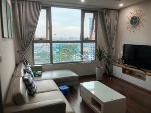 chính chủ bán căn góc 3pn 2wc - tầng cao - full nội thất - hướng nam - view cầu thăng long - đã sổ