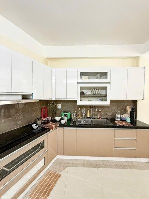 hàng mới hot,dt 7x17m2 giá 22 tỷ,chủ cần bán gấp nhà mặt tiền đường thân văn nhiếp p.an phú quận 2.