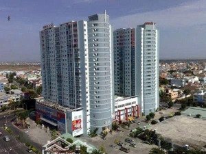 bán căn hộ coopmart 68m2,2pn,1wc giá 2,4 tỷ.call mr hà.