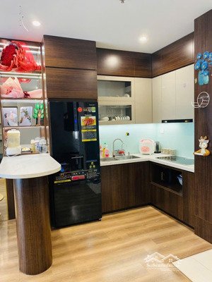 chính chủ cắt lỗ cần bán nhanh căn 1n+1 tòa s4 43m2 giá 3,1 tỷ full nội thất tại vinhomes smart