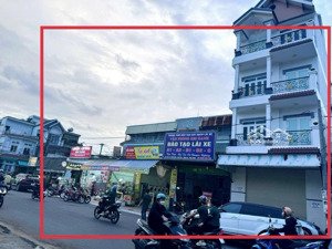 giảm sốc 2 tỷ bán gấp siêu phẩm góc 2mt kdc 434 thuận an dt 300m, thu nhập 50tr/tháng