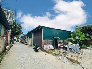 chính chủ bán đất 50 m tặng cấp 4-ô tô tránh-kinh doanh-cho thuê -phú lương gần đh đại nam hơn 6 tỉ