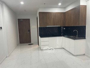 bán căn studio 40m2 có sổ, có hđ thuê ngay ql13 lái thiêu