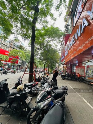 vip nhất đống đa ! mặt phố thái hà,kinh doanh tấp nập,vỉa hè rộng thênh thang,dòng tiền hơn tỷ/năm