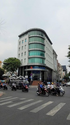 bán toà nhà hầm 7 tầng, 94 phan huy ích dt:14x27m ~2000m2 sàn, 50tỷ hđt 300tr/tháng